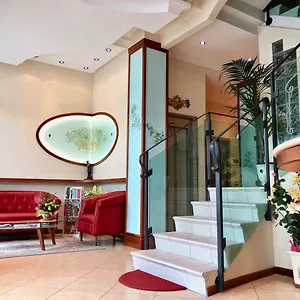 Carla Aparthotel Cattolica